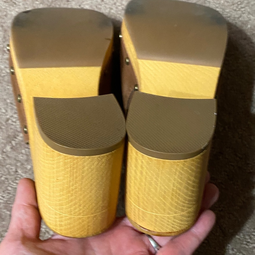 MIA Women's Tan and Brown Block Heel Mules 8.5 Office Spring Summer - Picture 7 of 10